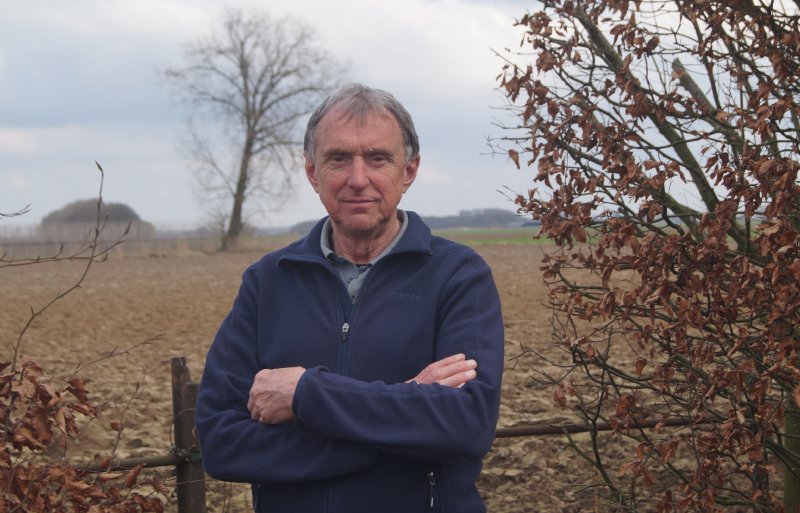 Hans Swarts, coördinator van Weidevogelwerkgroep Overbetuwe