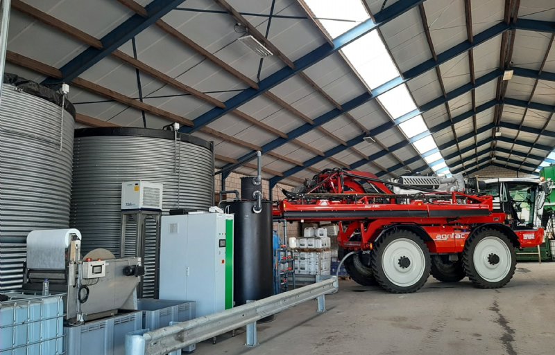 Timmermans Agri-Service in het Limburgse America heeft tien zelfrijdende veldspuiten.