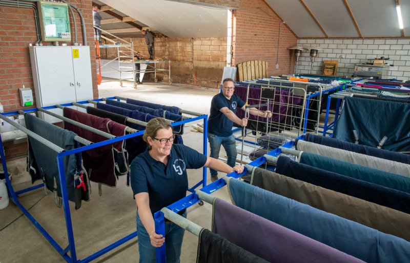 Varkenshouders Lianne Kuijsten-de Rond en Jurgen Kuijsten in Montfort (LB)