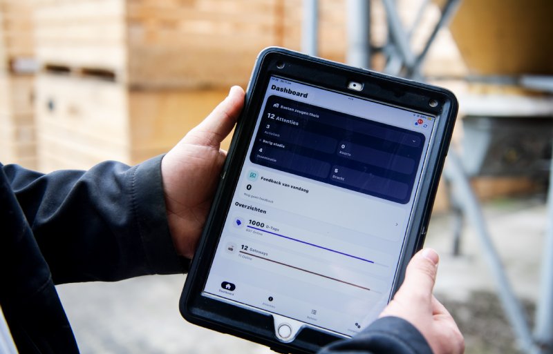 In één oogopslag ziet de medewerker op de tablet de attenties.