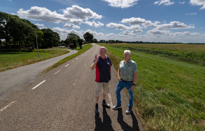 Marcel Scholtens (links) en Martin van de Peut boeren in Flevoland.