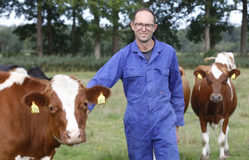 Leendert Staalduijnen is melkveehouder in Ermelo. Zij bedrijf ligt op de Veluwe.