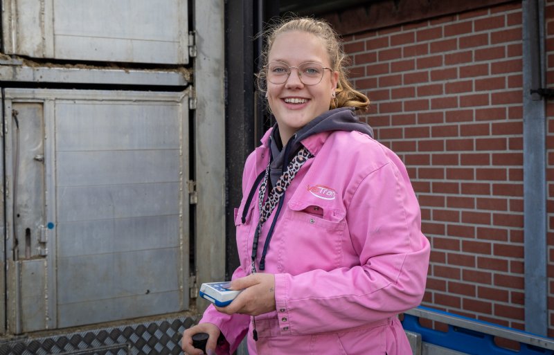 Anouk Stoverink (24), chauffeur bij Vlastrans in Scherpenzeel (GD)