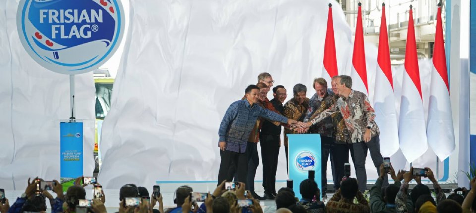 FrieslandCampina membuka pabrik susu baru di Indonesia